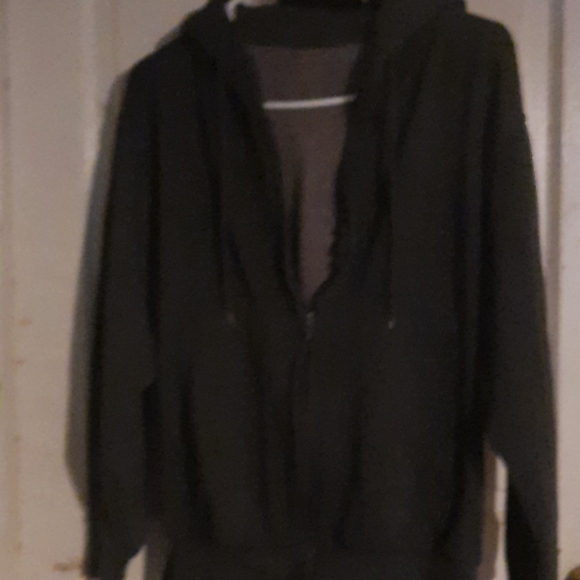 Other - MENS SIZE MEDIUM HOODIE SHIRT